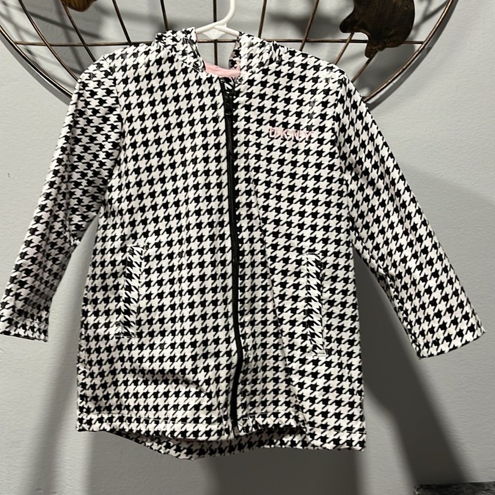 DKNY Raincoat with hood and pockets for Size 24 months